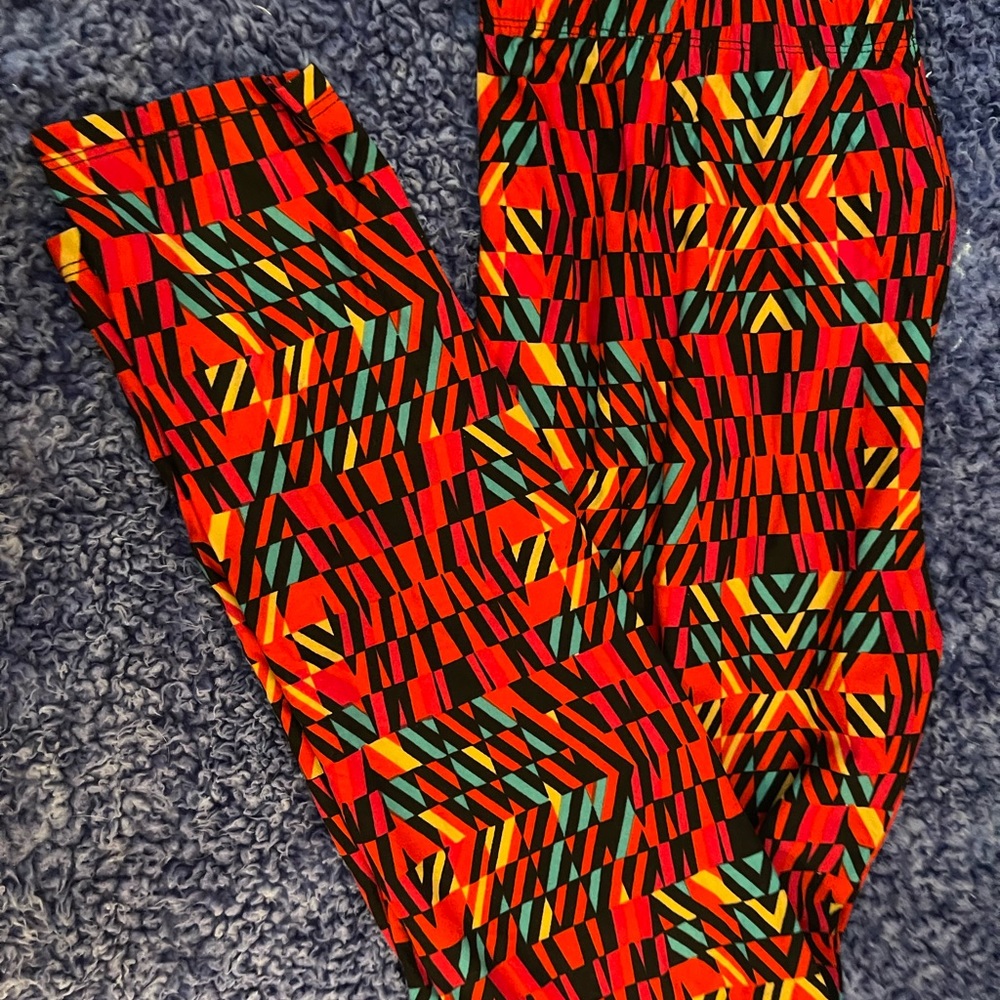 Buttery Soft NWT TC Leggings - Picture 14 of 16